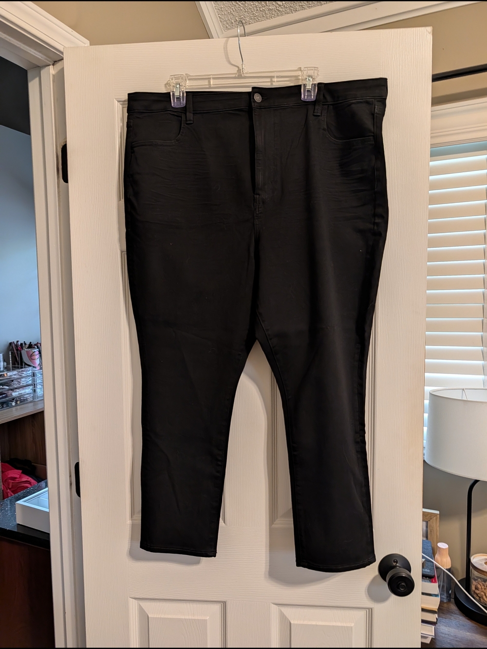 BNWT American Eagle Black Womens Skinny Jeans Size 22 Short